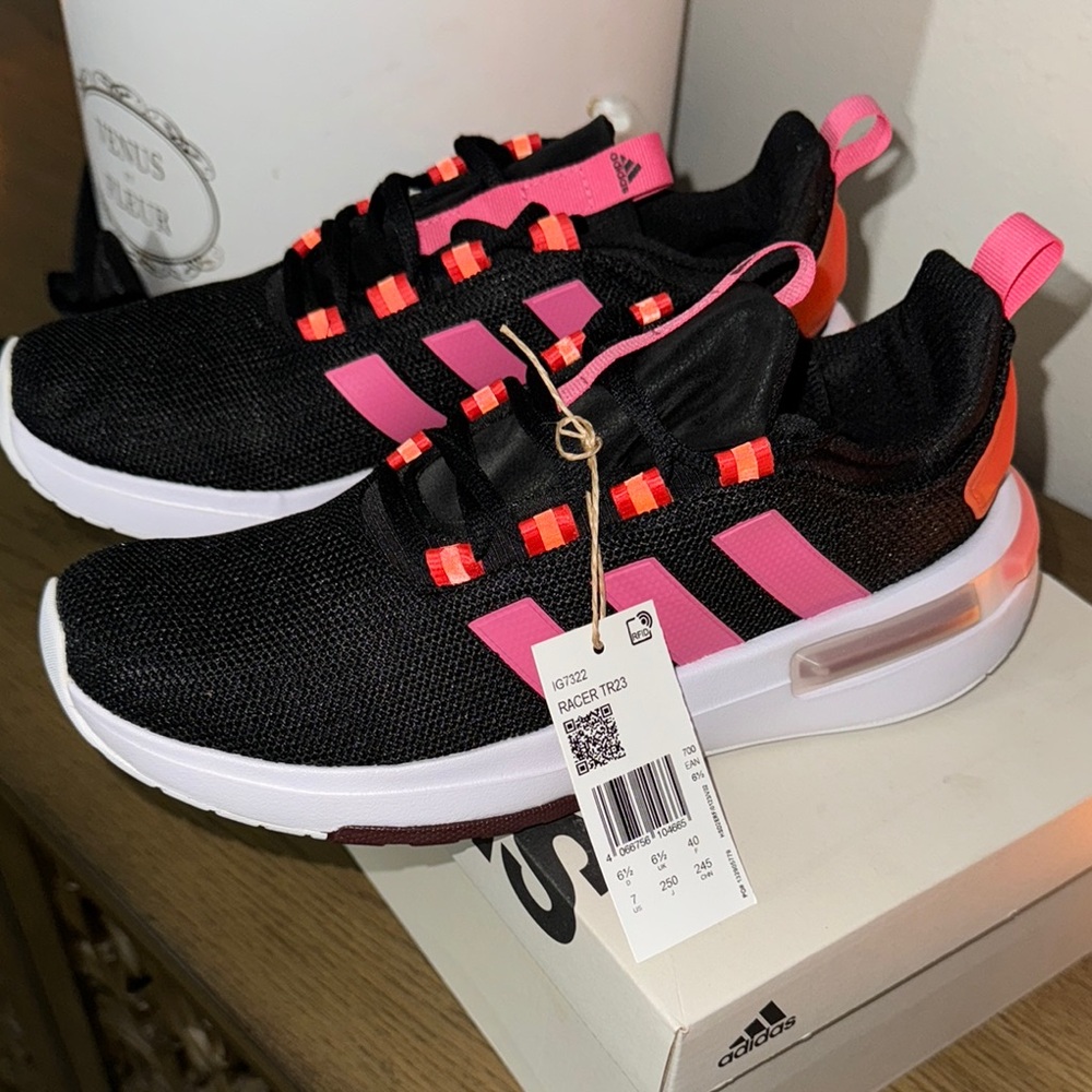 Adidas Racer TR21 Black Pink Sneakers